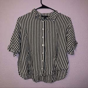 Dark Gray Striped Cropped Button Down M
